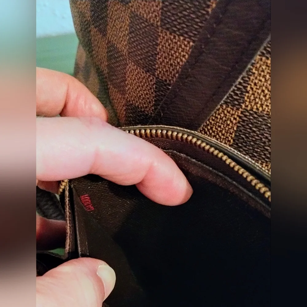 Louis Vuitton Damier Ebene Bucket Bag With Matching Wallet EUC - Picture 4 of 16